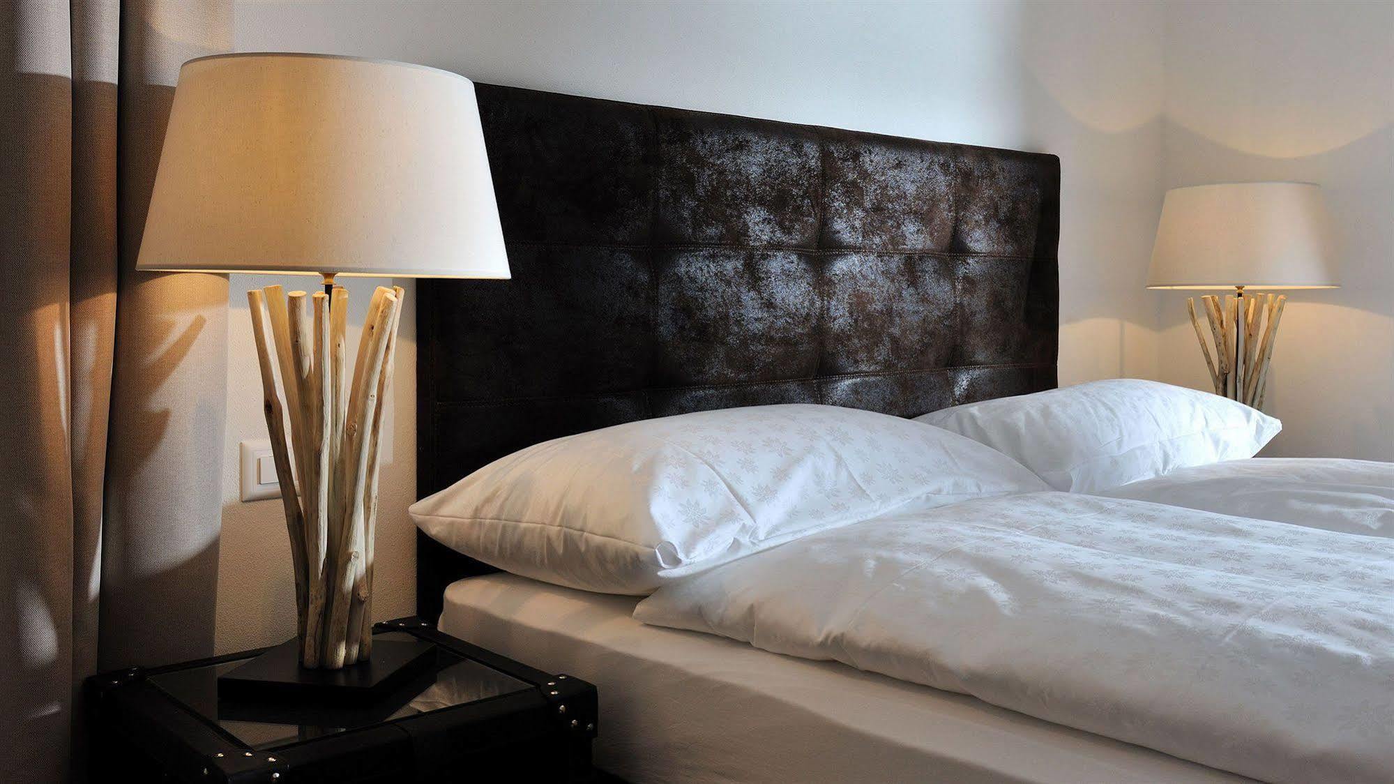 גשטאט Hotel Des Alpes Superieur מראה חיצוני תמונה